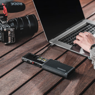 PGYTECH CFexpress CreateMate Card Reader Case Type A/SD (Classic Black) (černá...